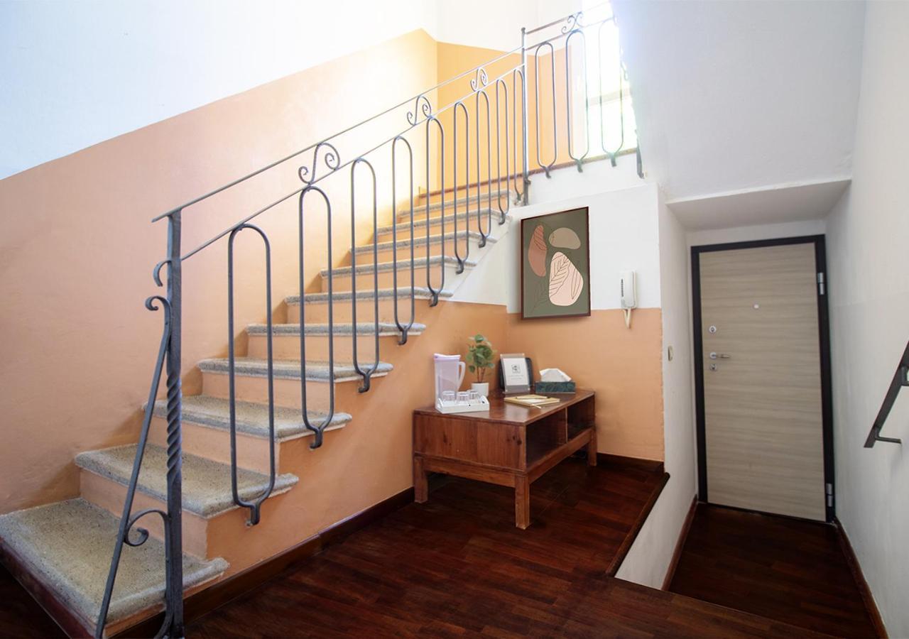 Athena Rooms - Parcheggio Privato Болоня Екстериор снимка