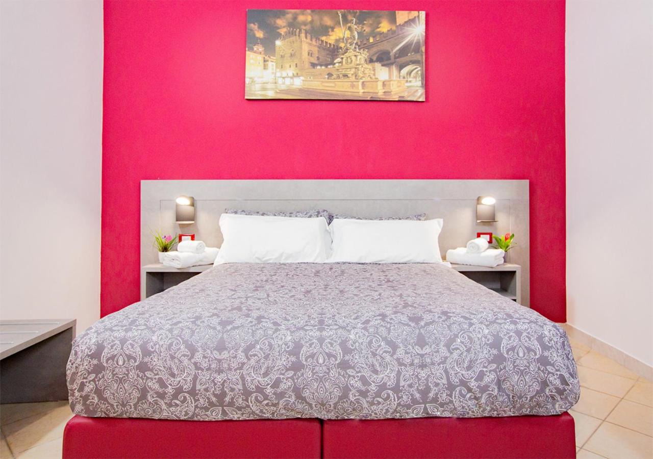 Athena Rooms - Parcheggio Privato Болоня Екстериор снимка