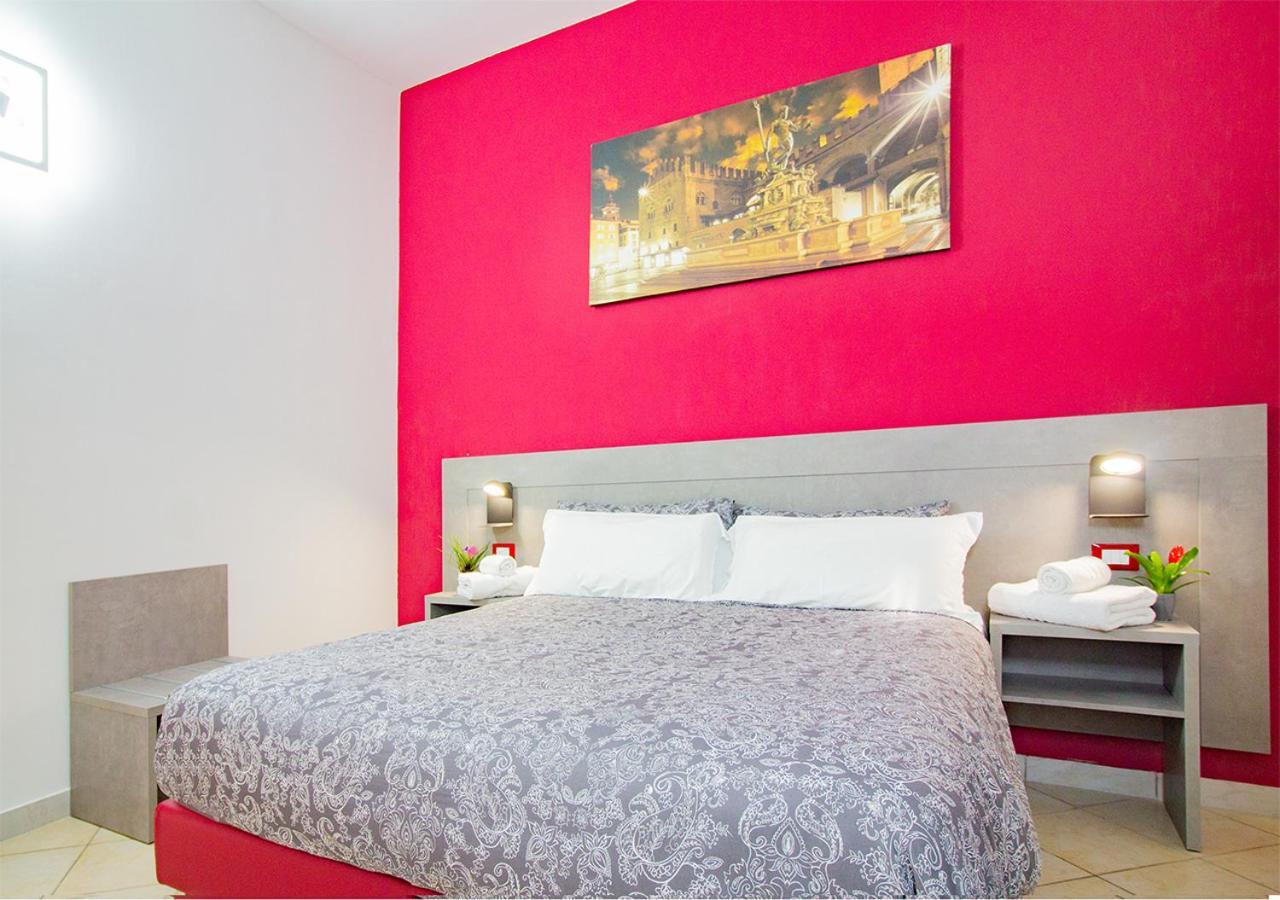Athena Rooms - Parcheggio Privato Болоня Екстериор снимка