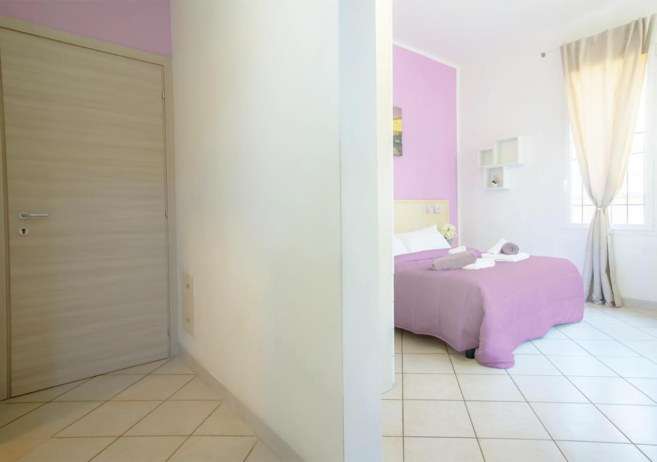 Athena Rooms - Parcheggio Privato Болоня Екстериор снимка